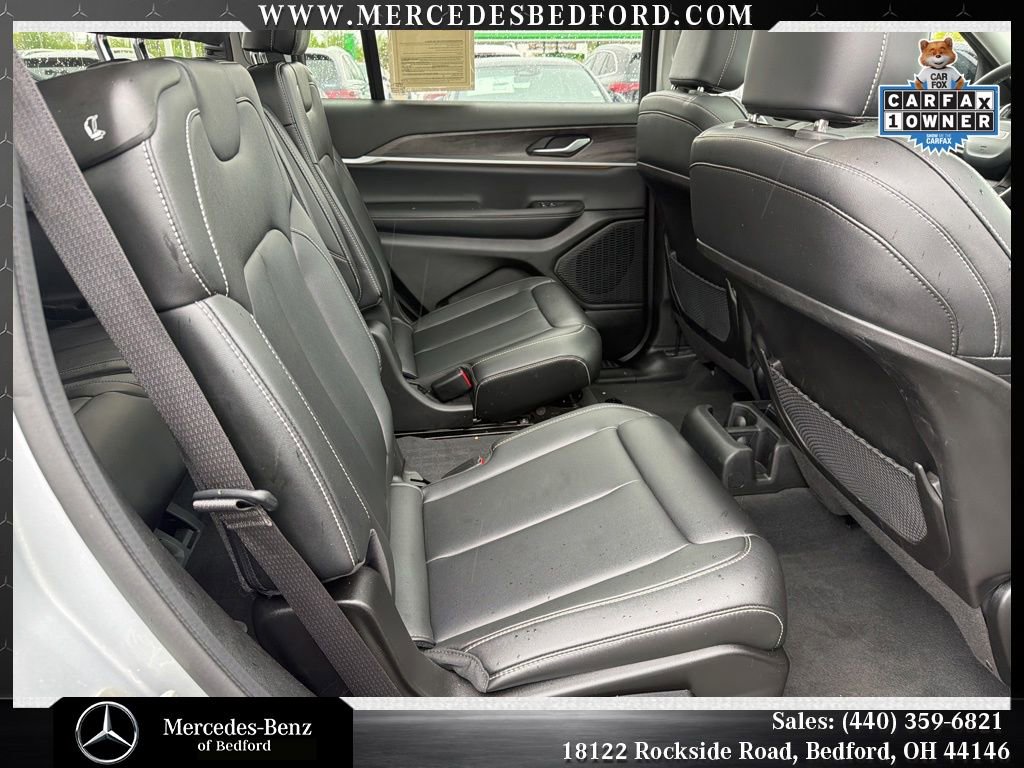 Used 2023 Jeep Grand Cherokee L Limited AWD/4WD image 27