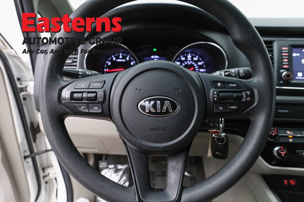 Used 2020 Kia Sedona LX FWD image 10