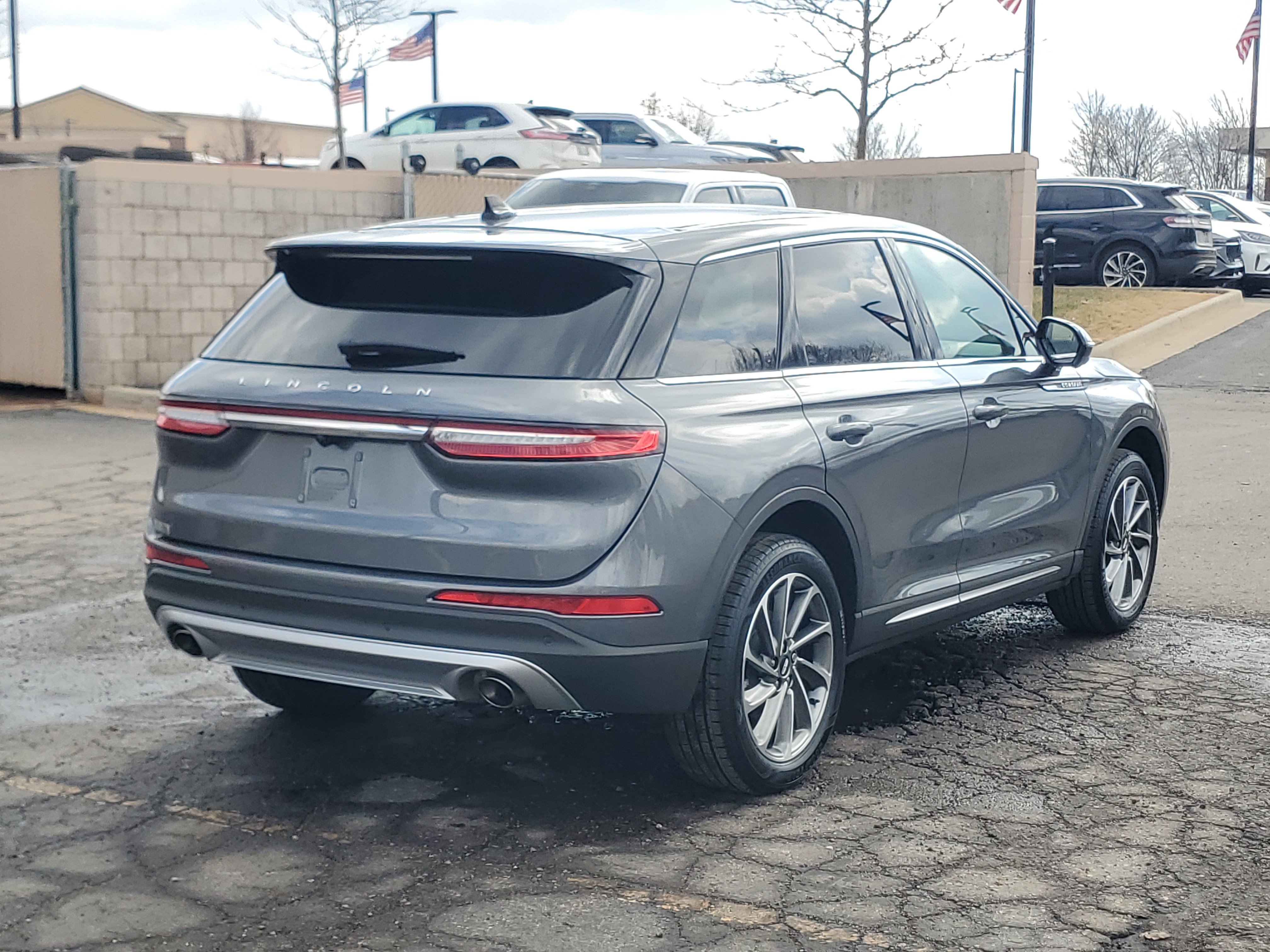 Certified 2024 Lincoln Corsair AWD w/ Equipment Group 101A image 6