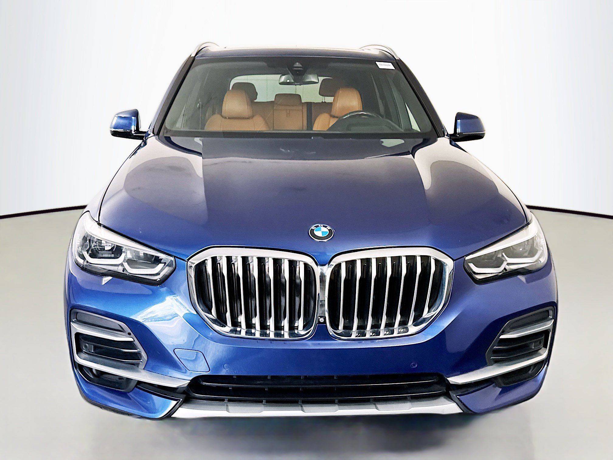 Used 2022 BMW X5 sDrive40i w/ Premium Package image 2