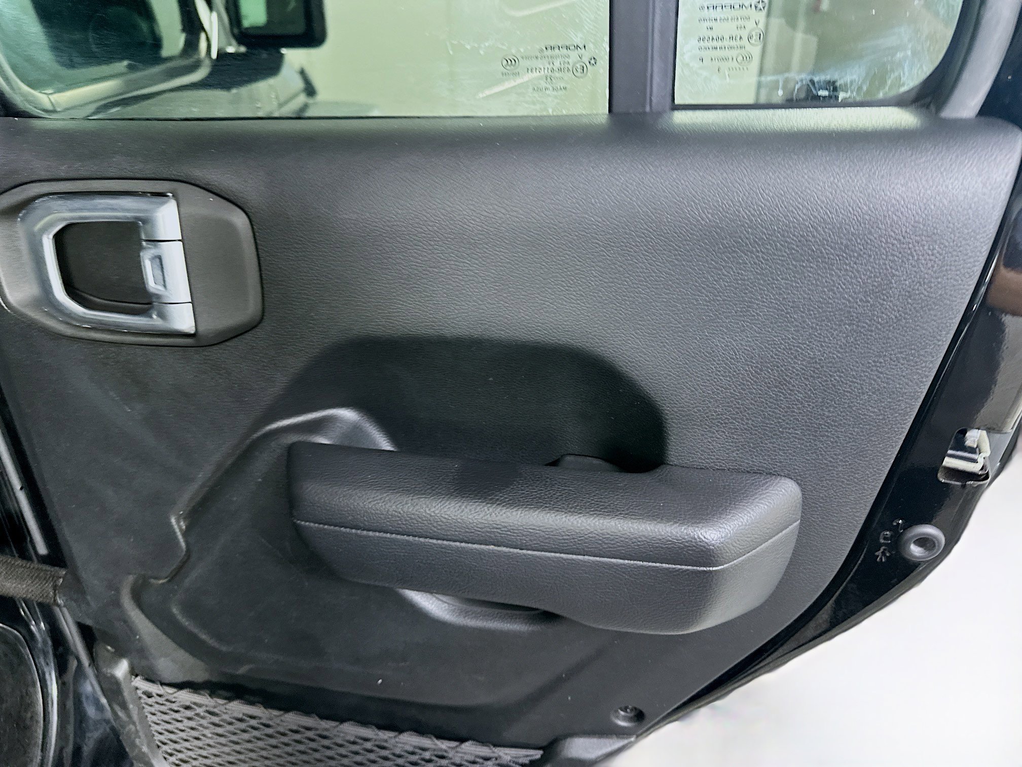 Used 2023 Jeep Wrangler Unlimited w/ Convenience Group image 28