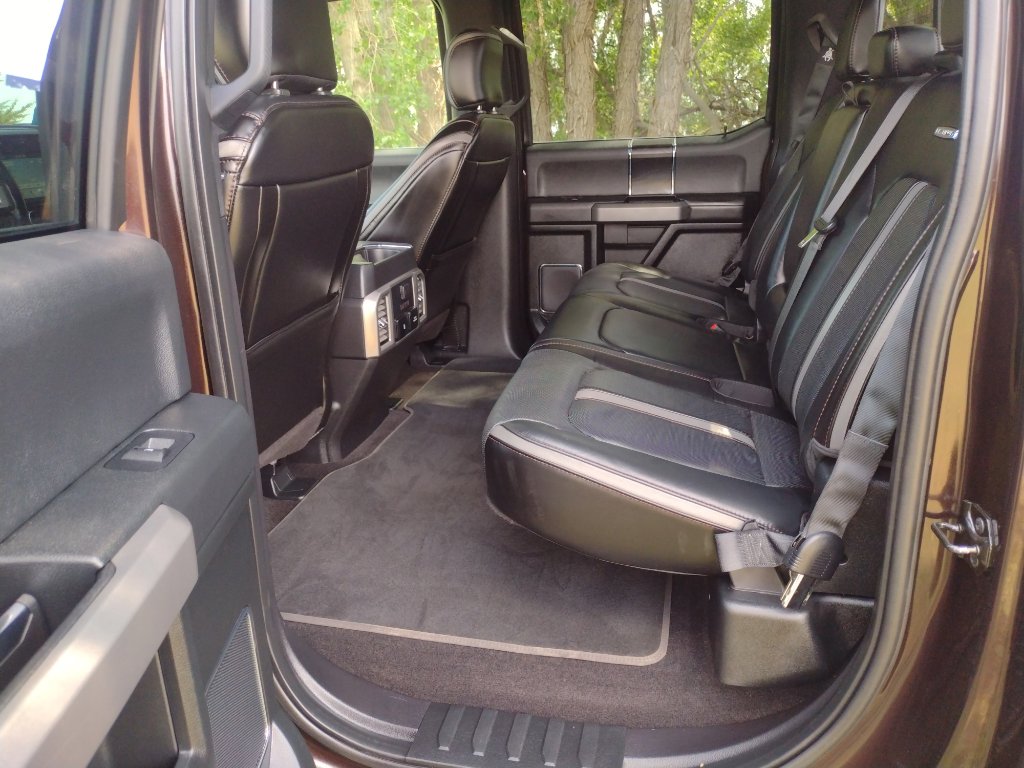 Used 2018 Ford F150 Platinum w/ Equipment Group 701A Luxury image 29