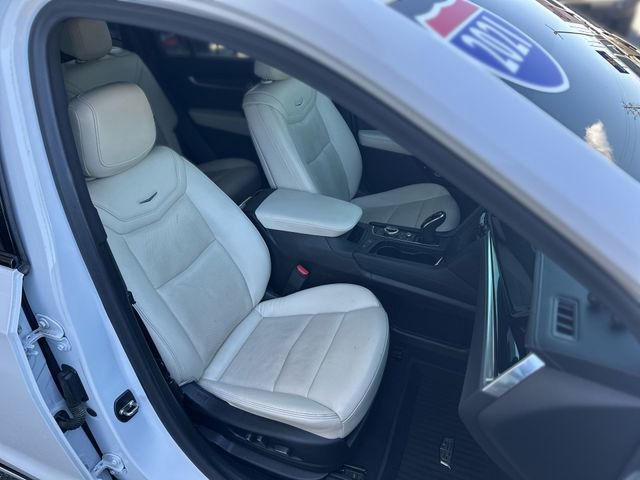 Used 2021 Cadillac XT6 Sport w/ LPO, ONYX Package AWD/4WD image 29