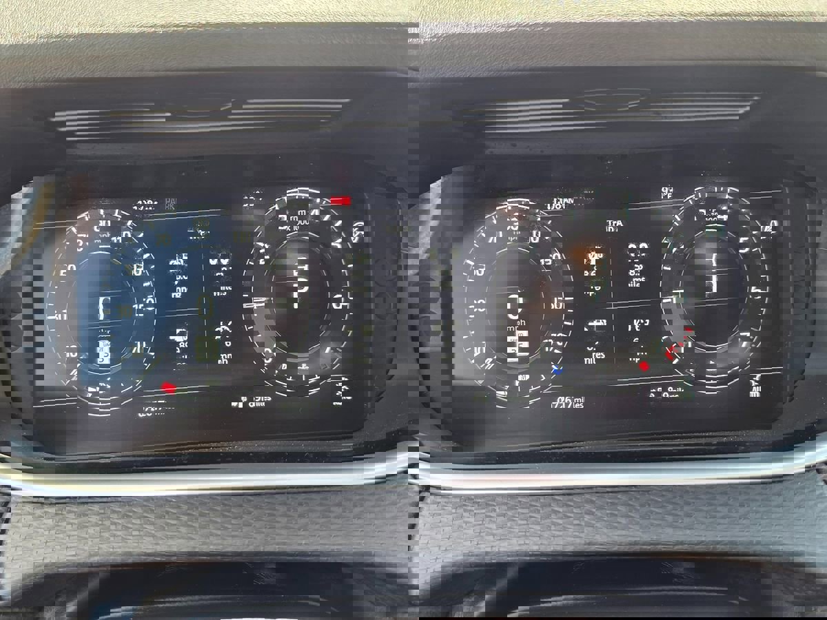 Used 2020 Land Rover Range Rover Evoque S image 8