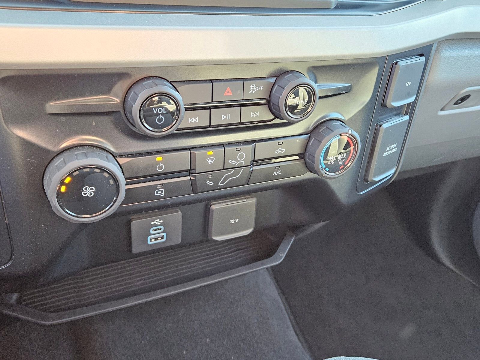 Used 2025 Ford F250 XLT image 20