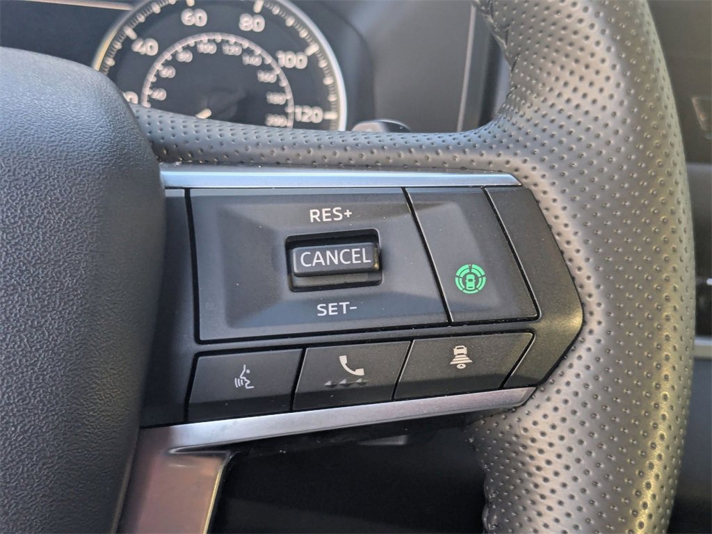 Used 2025 Mitsubishi Outlander SE image 27