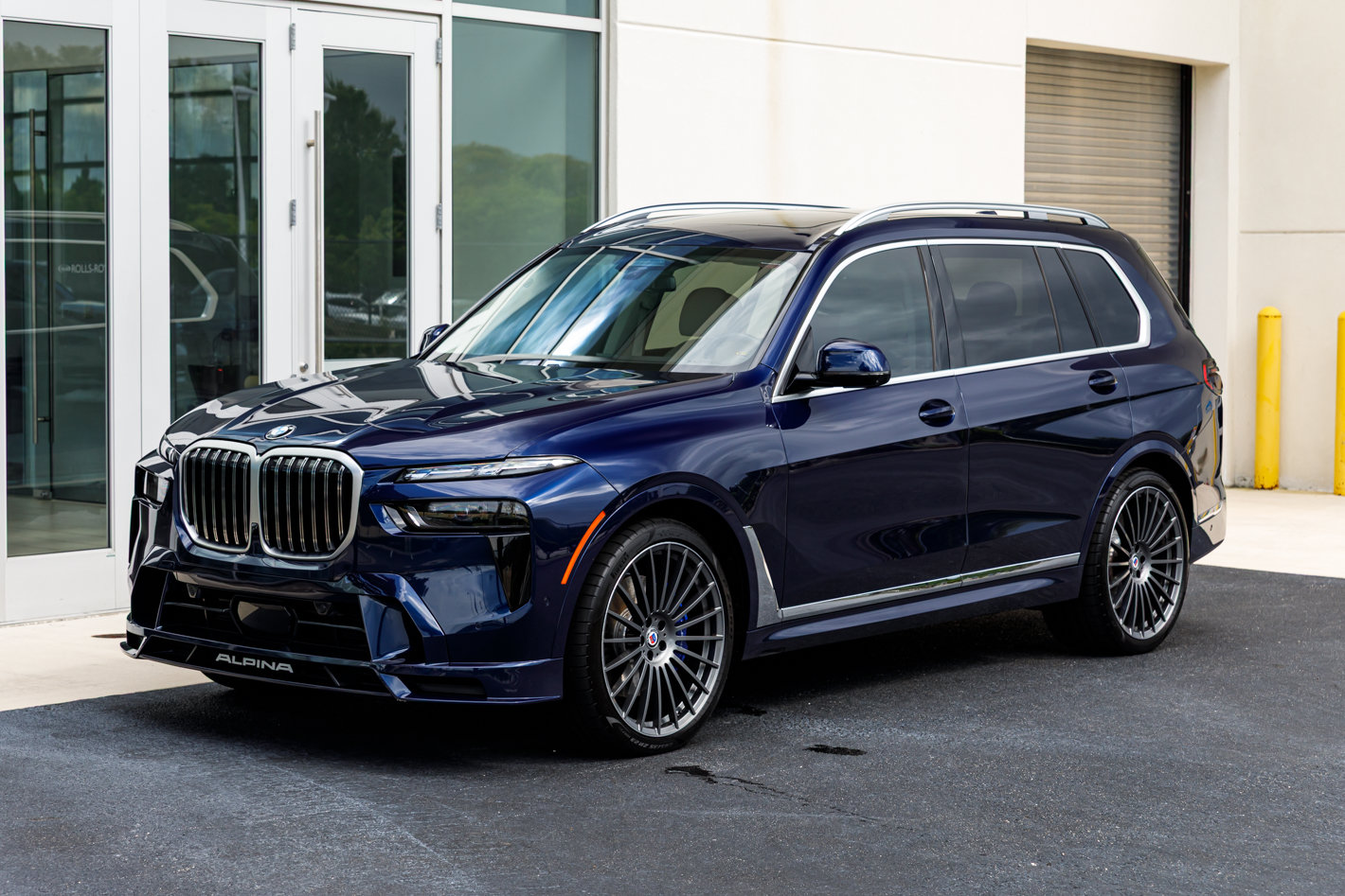 Used 2025 BMW ALPINA XB7 AWD/4WD image 7