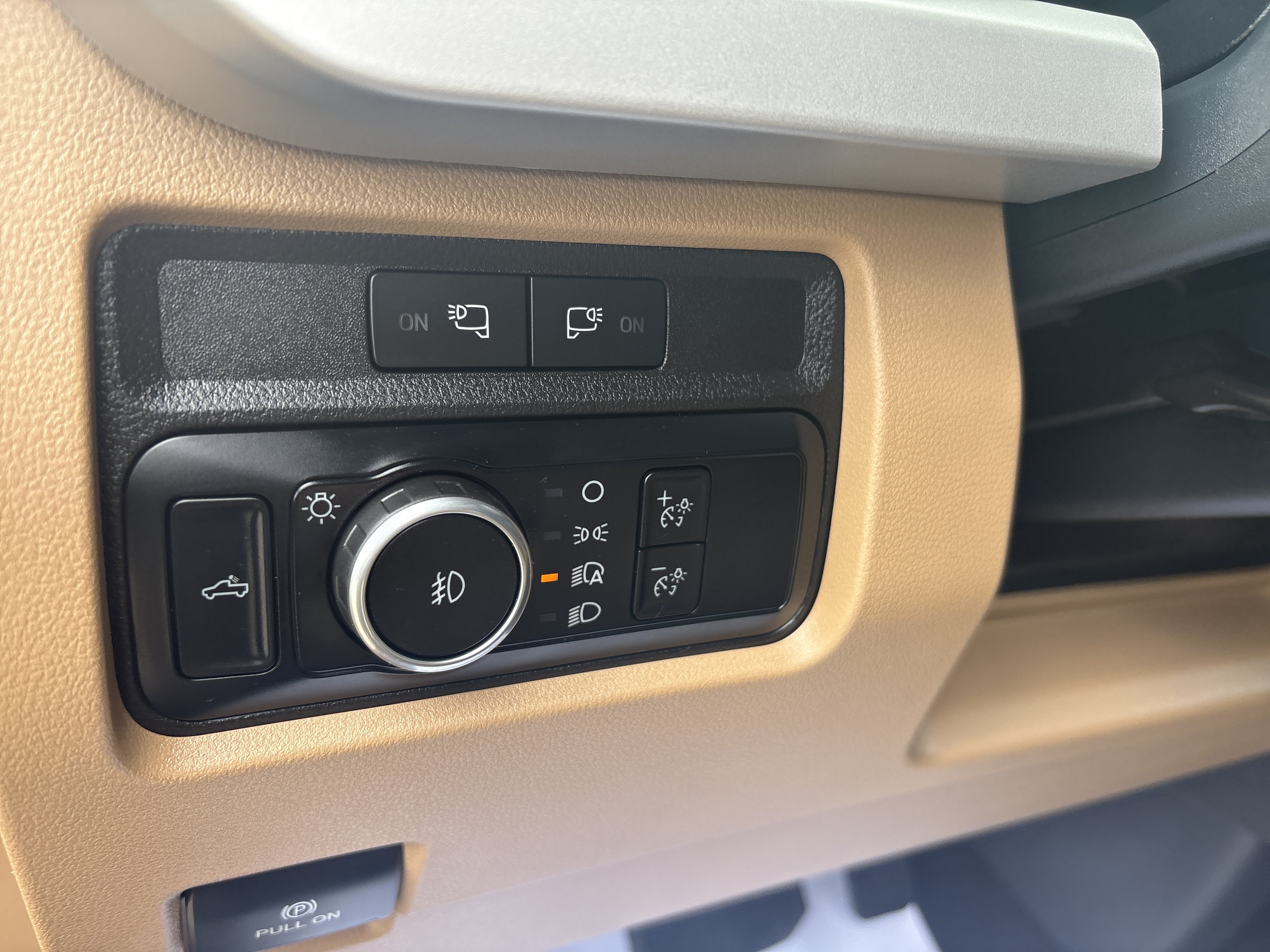 Used 2024 Ford F450 XLT w/ 360-Degree Camera Package AWD/4WD image 12