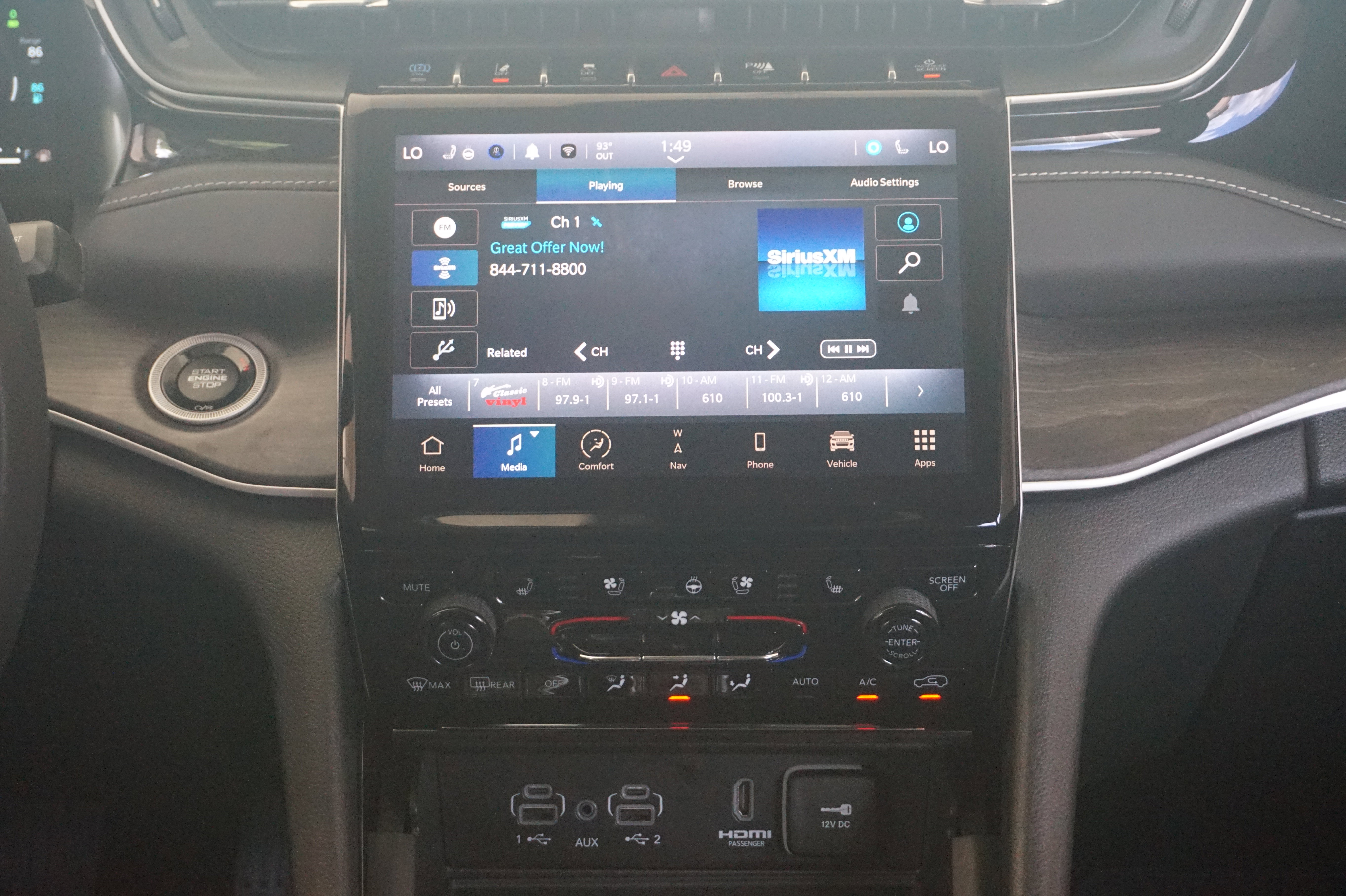 Used 2023 Jeep Grand Cherokee 4WD 4xe w/ Luxury Tech Group II image 28