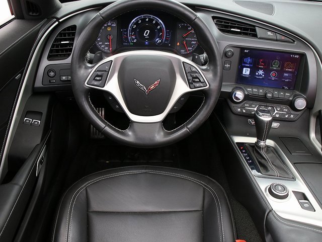 Used 2015 Chevrolet Corvette Stingray w/ 2LT Preferred Equipment Group image 13