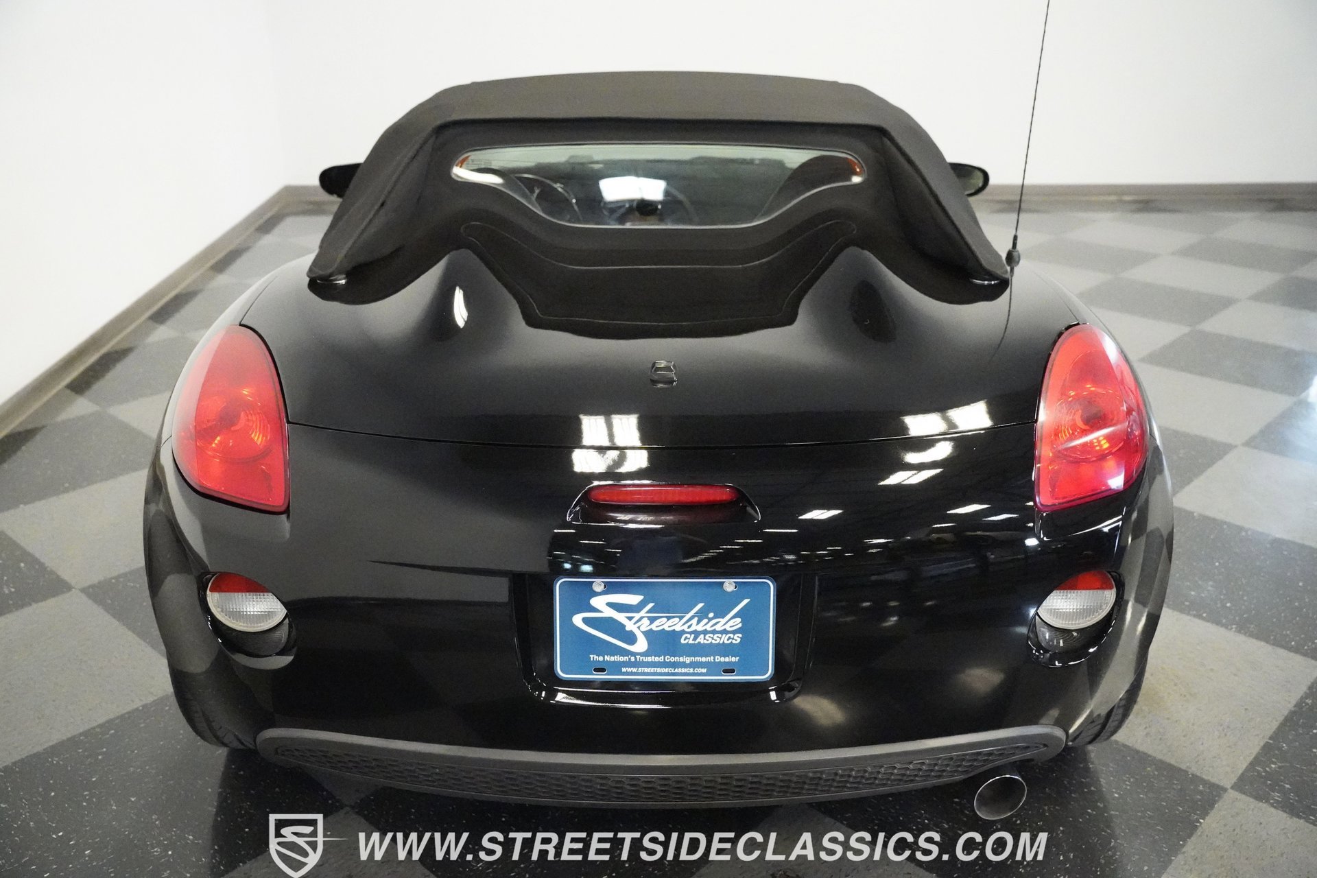 Used 2006 Pontiac Solstice Convertible w/ Premium Package image 35