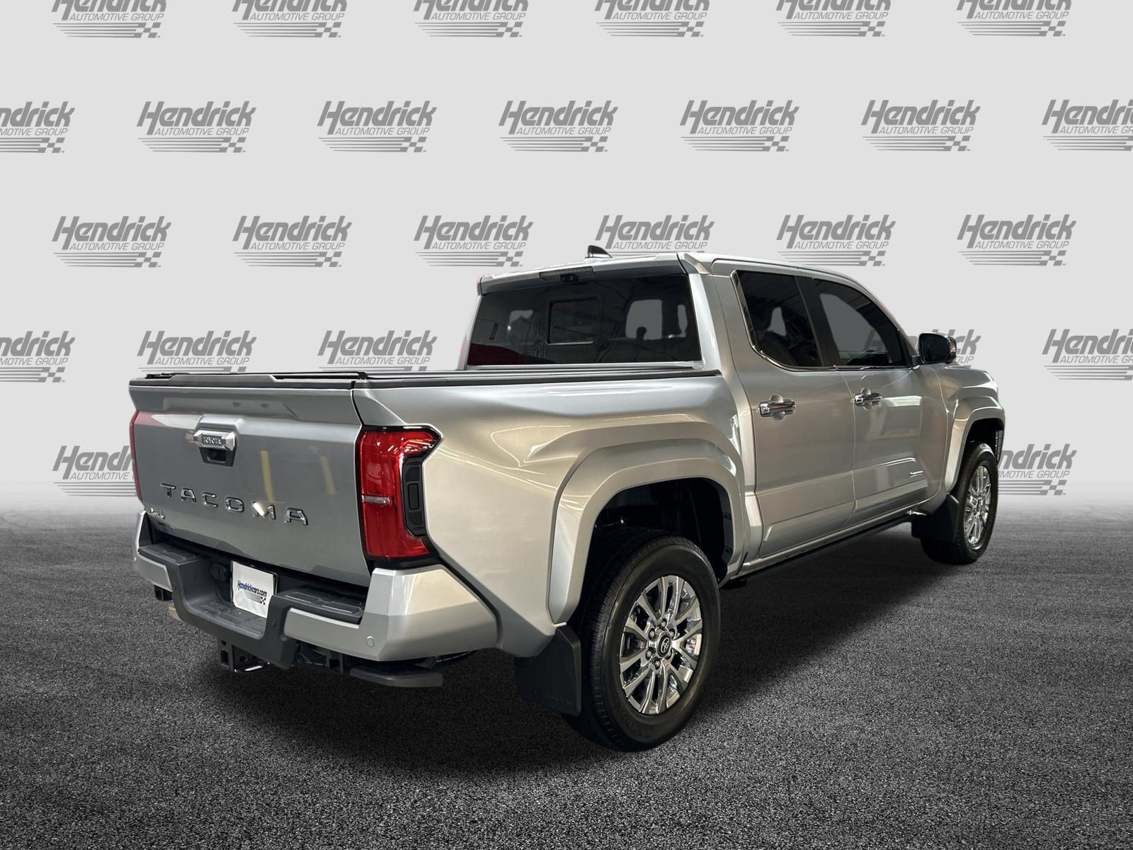 Used 2024 Toyota Tacoma Limited AWD/4WD image 10