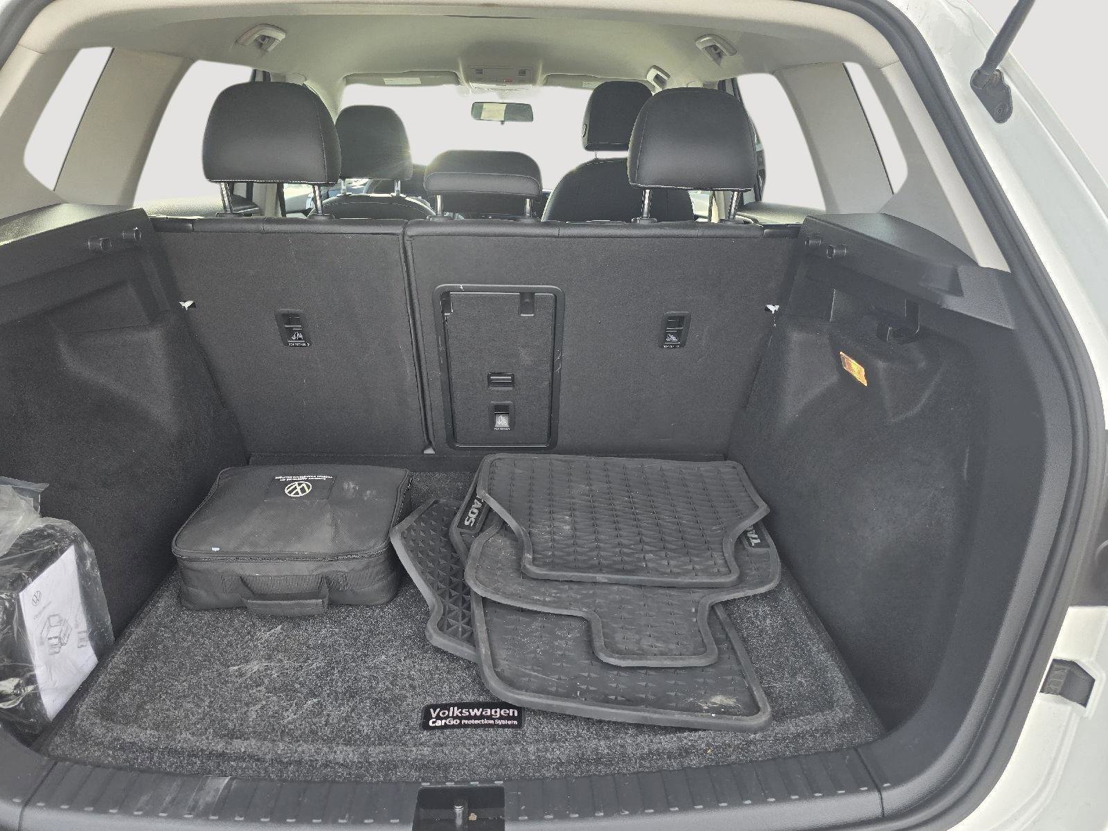 Used 2022 Volkswagen Taos SE image 19