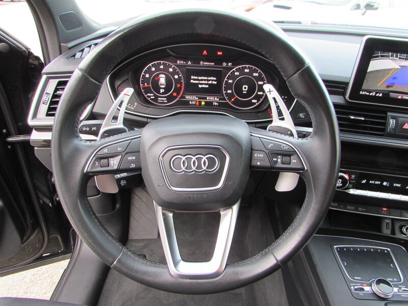 Used 2019 Audi Q5 2.0T Premium Plus w/ Premium Plus Package AWD/4WD image 12