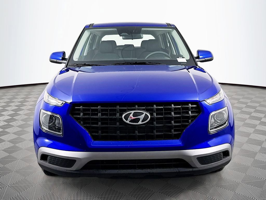 New 2026 Hyundai Venue SE image 2