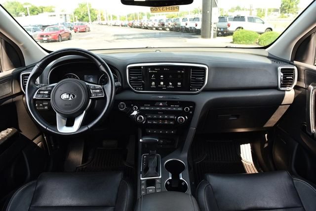 Used 2021 Kia Sportage EX w/ EX Technology Package AWD/4WD image 7