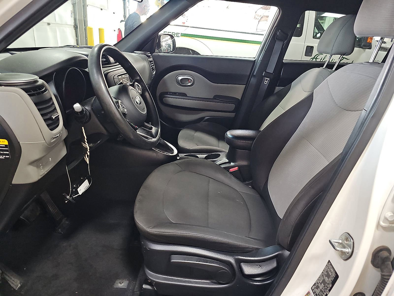 Certified 2017 Kia Soul FWD image 13