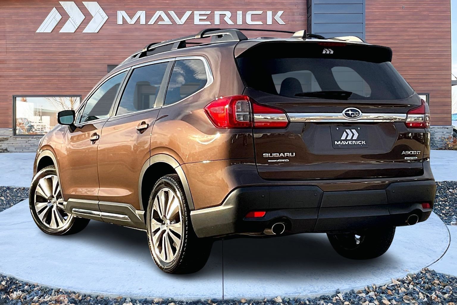 Used 2021 Subaru Ascent Limited w/ Technology Package image 4