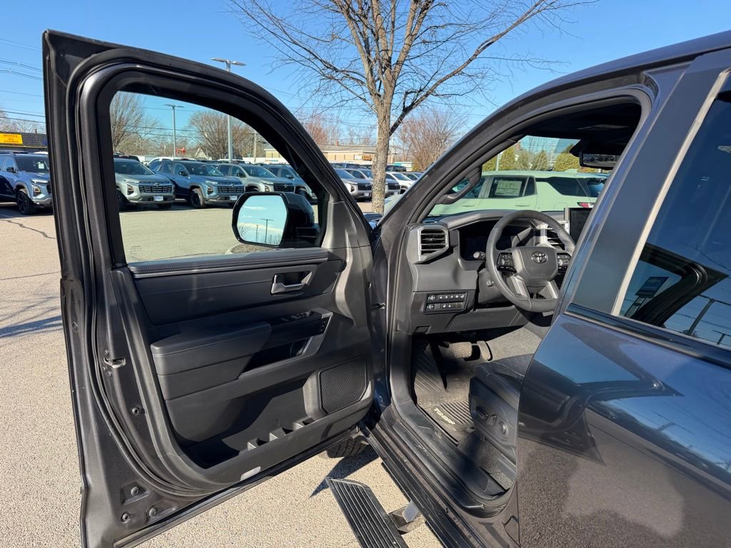 Used 2024 Toyota Tundra Platinum image 10