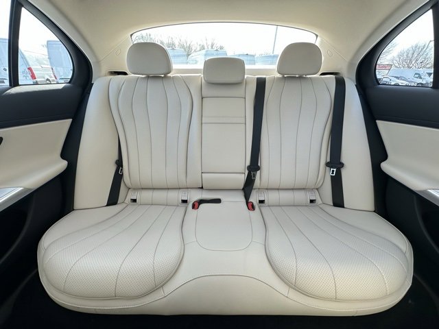 Certified 2024 Mercedes-Benz E 350 4MATIC Sedan image 17