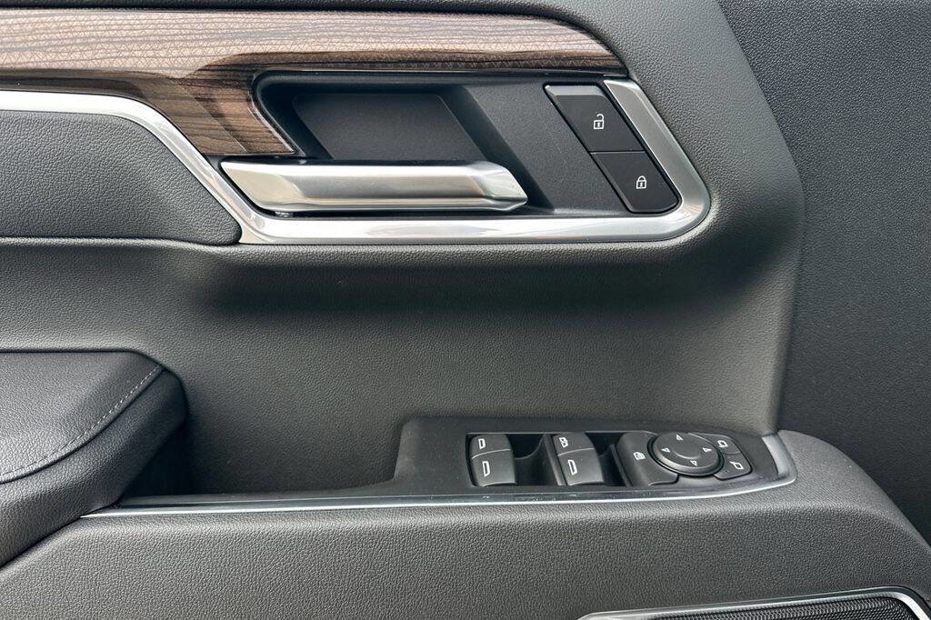 New 2026 Chevrolet Silverado 1500 RST w/ RST All Star Premium Package image 12