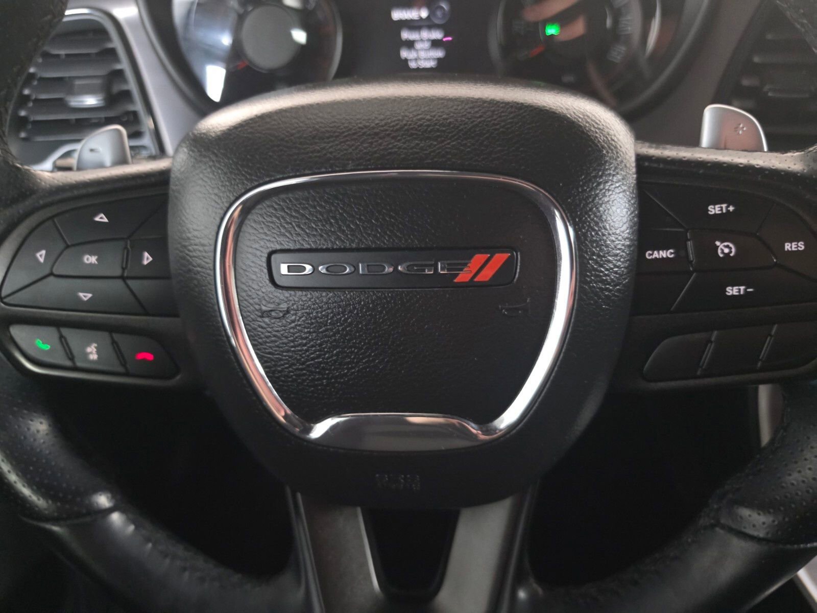 Used 2022 Dodge Challenger R/T w/ Driver Convenience Group image 27