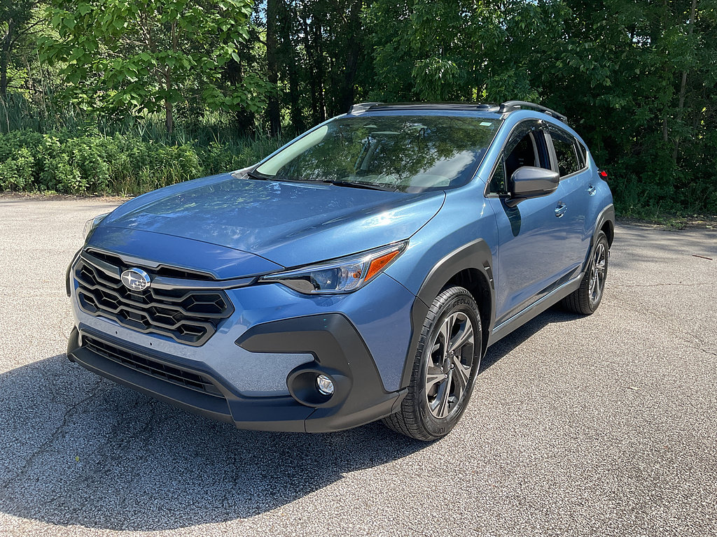 Used 2024 Subaru Crosstrek 2.0i Premium AWD/4WD image 3