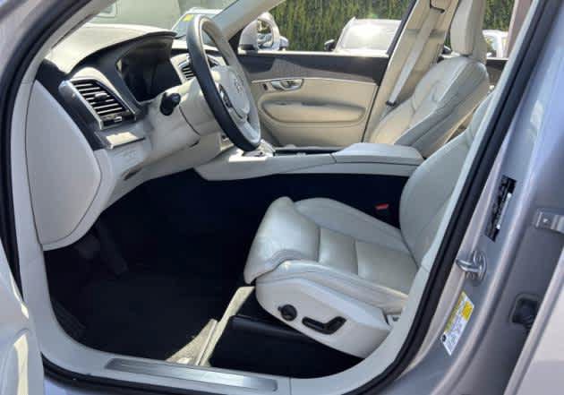 Used 2023 Volvo XC90 T8 Ultimate AWD/4WD image 4
