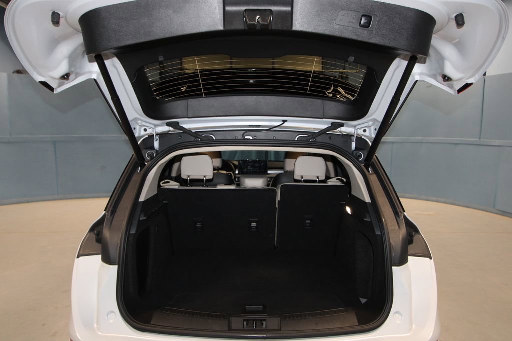 Used 2025 Lincoln Corsair AWD image 42