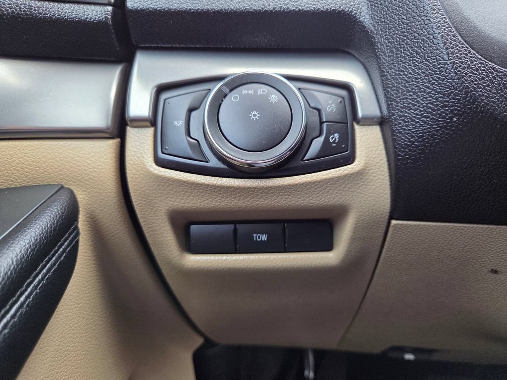 Used 2017 Ford Explorer 4WD image 14