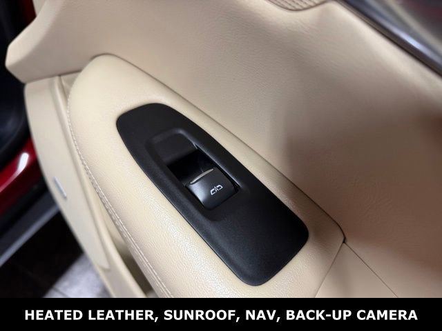 Used 2018 Cadillac XT5 Luxury w/ Driver Awareness Package FWD image 27
