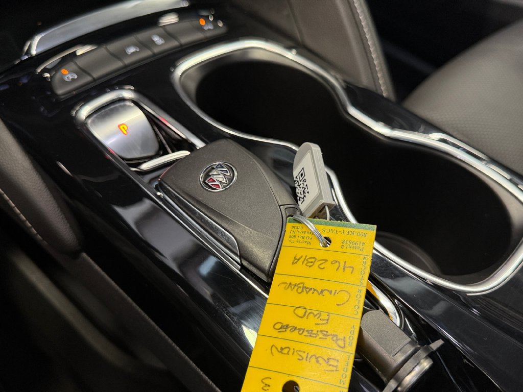 Used 2023 Buick Envision Essence FWD image 33