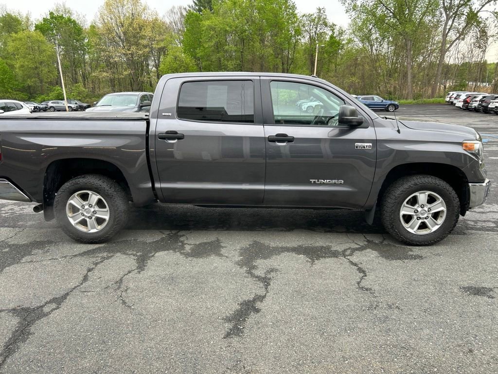 Used 2018 Toyota Tundra SR5 w/ SR5 Upgrade Package AWD/4WD image 6