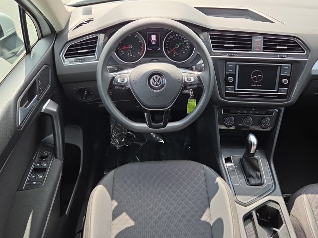 Used 2021 Volkswagen Tiguan S FWD image 14