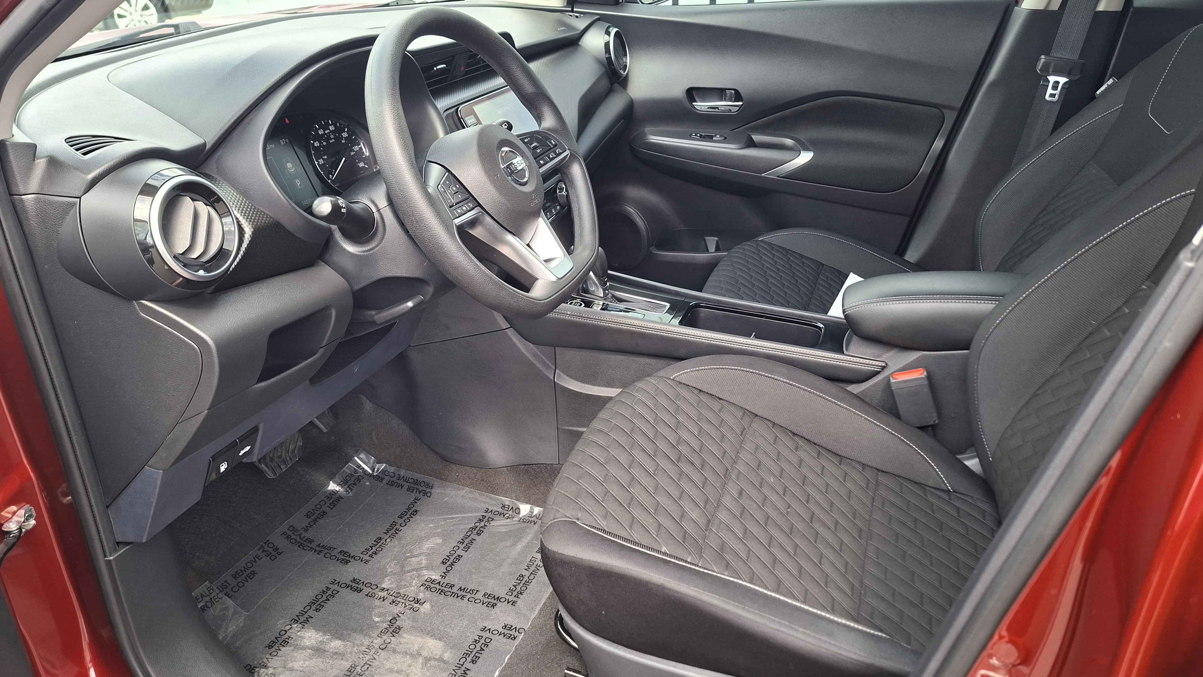 Used 2021 Nissan Kicks SV image 9