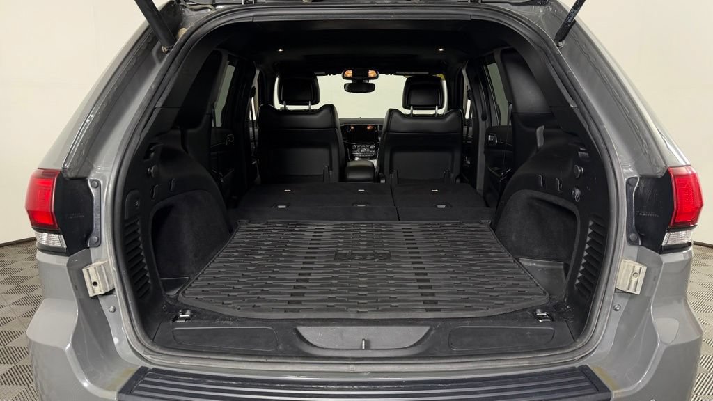 Used 2020 Jeep Grand Cherokee Altitude AWD/4WD image 11