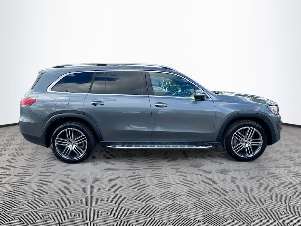 Used 2023 Mercedes-Benz GLS 450 4MATIC image 5