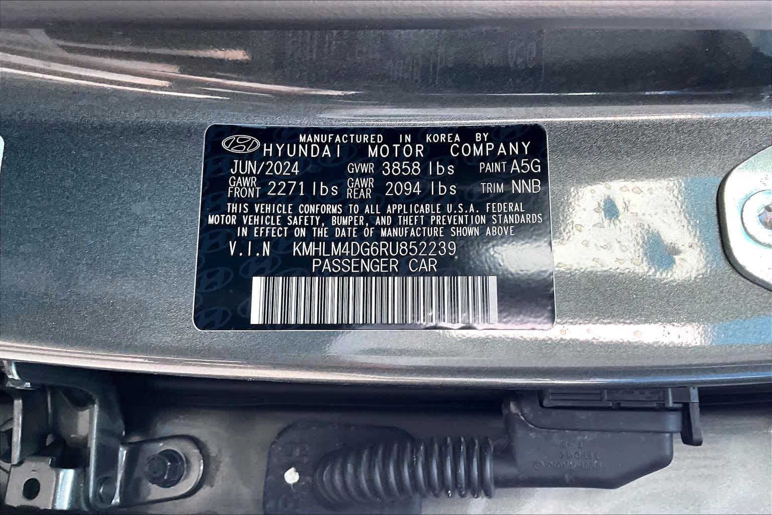 Used 2024 Hyundai Elantra SEL FWD image 32