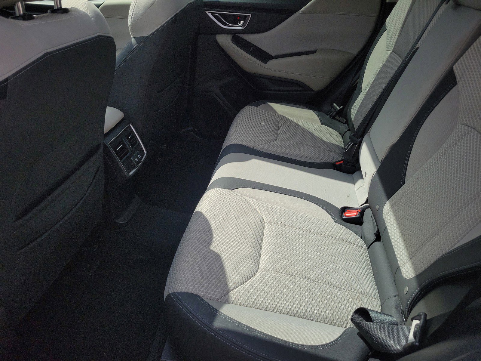Used 2020 Subaru Forester Premium AWD/4WD image 11