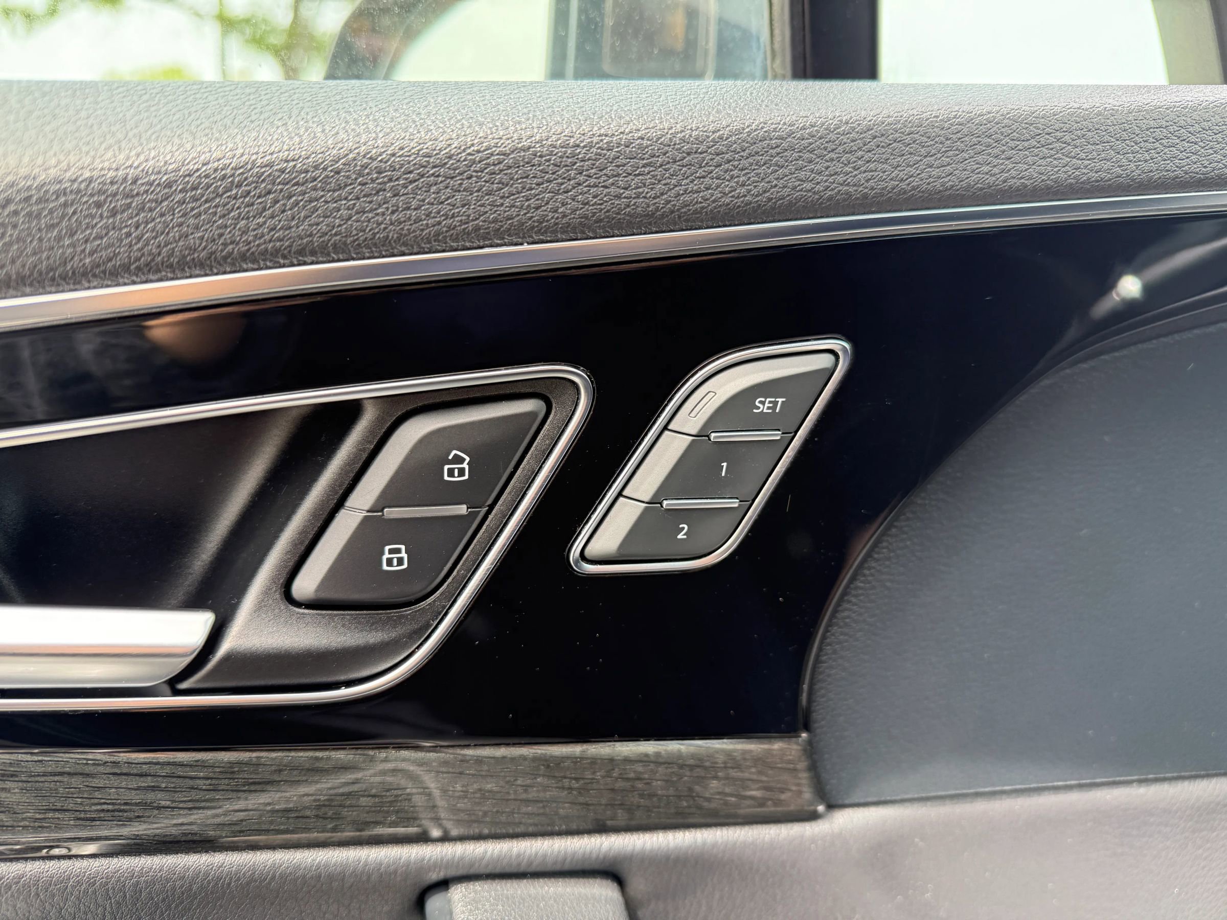 Used 2018 Audi Q7 3.0T Prestige w/ Prestige Package image 26