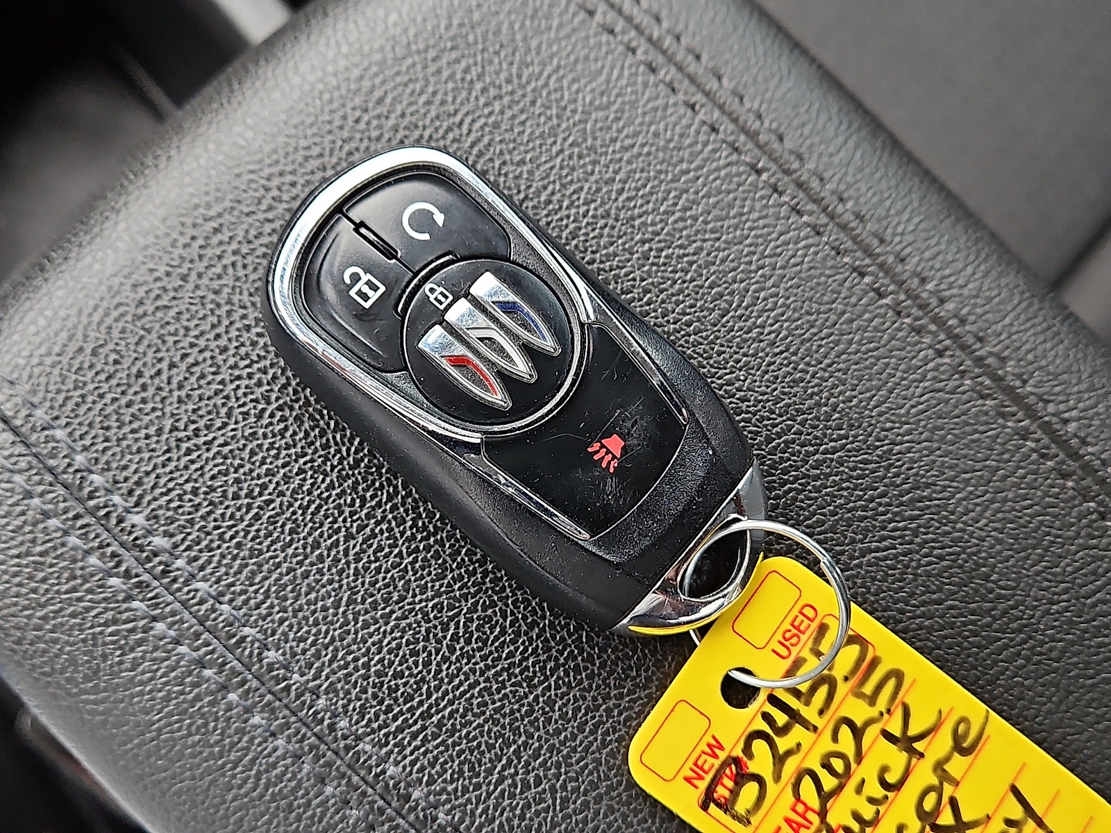 Used 2025 Buick Encore GX Preferred FWD image 20