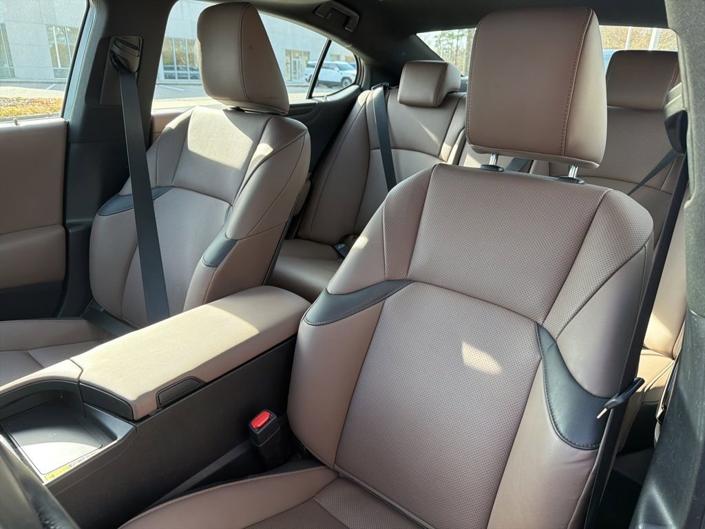 Used 2024 Lexus ES 350 w/ Premium Package image 14