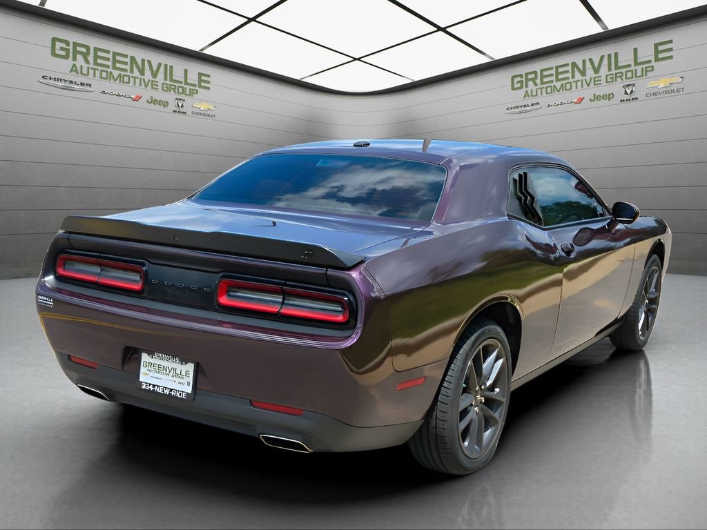 Used 2022 Dodge Challenger SXT w/ Blacktop Package image 5