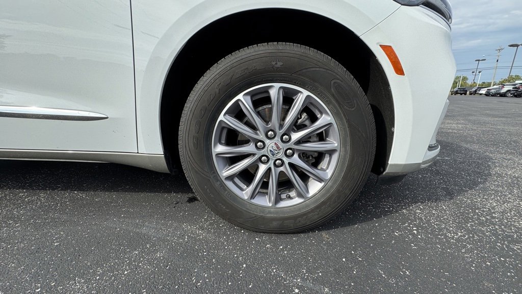 Used 2024 Buick Enclave Essence w/ LPO, Floor Liner Package image 34