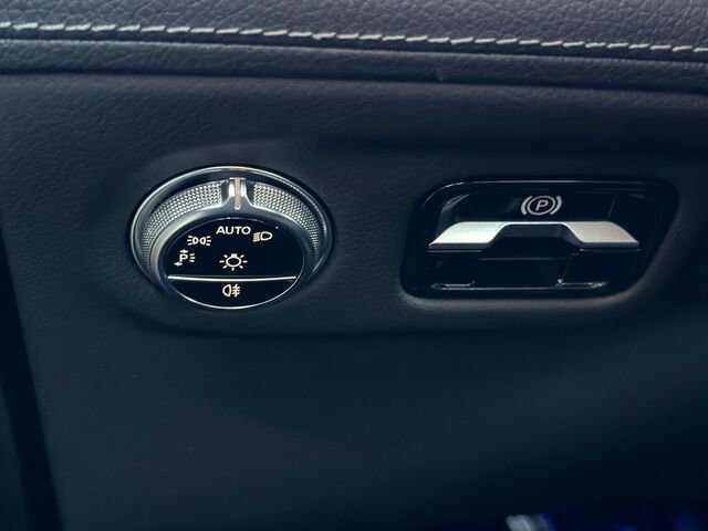 Certified 2023 Mercedes-Benz EQS 580 4MATIC SUV image 34