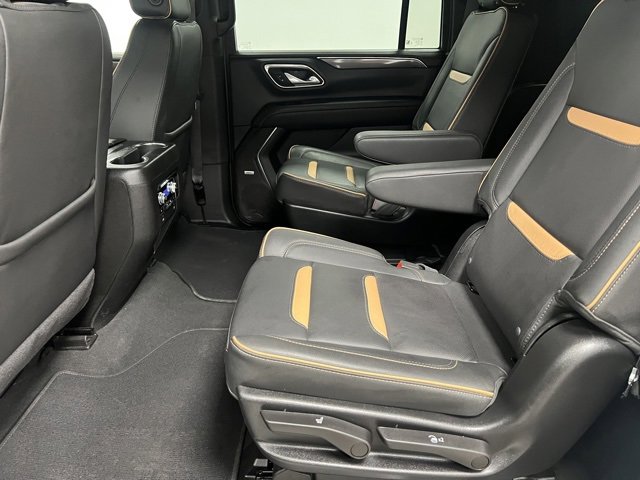 Used 2024 GMC Yukon XL AT4 image 43