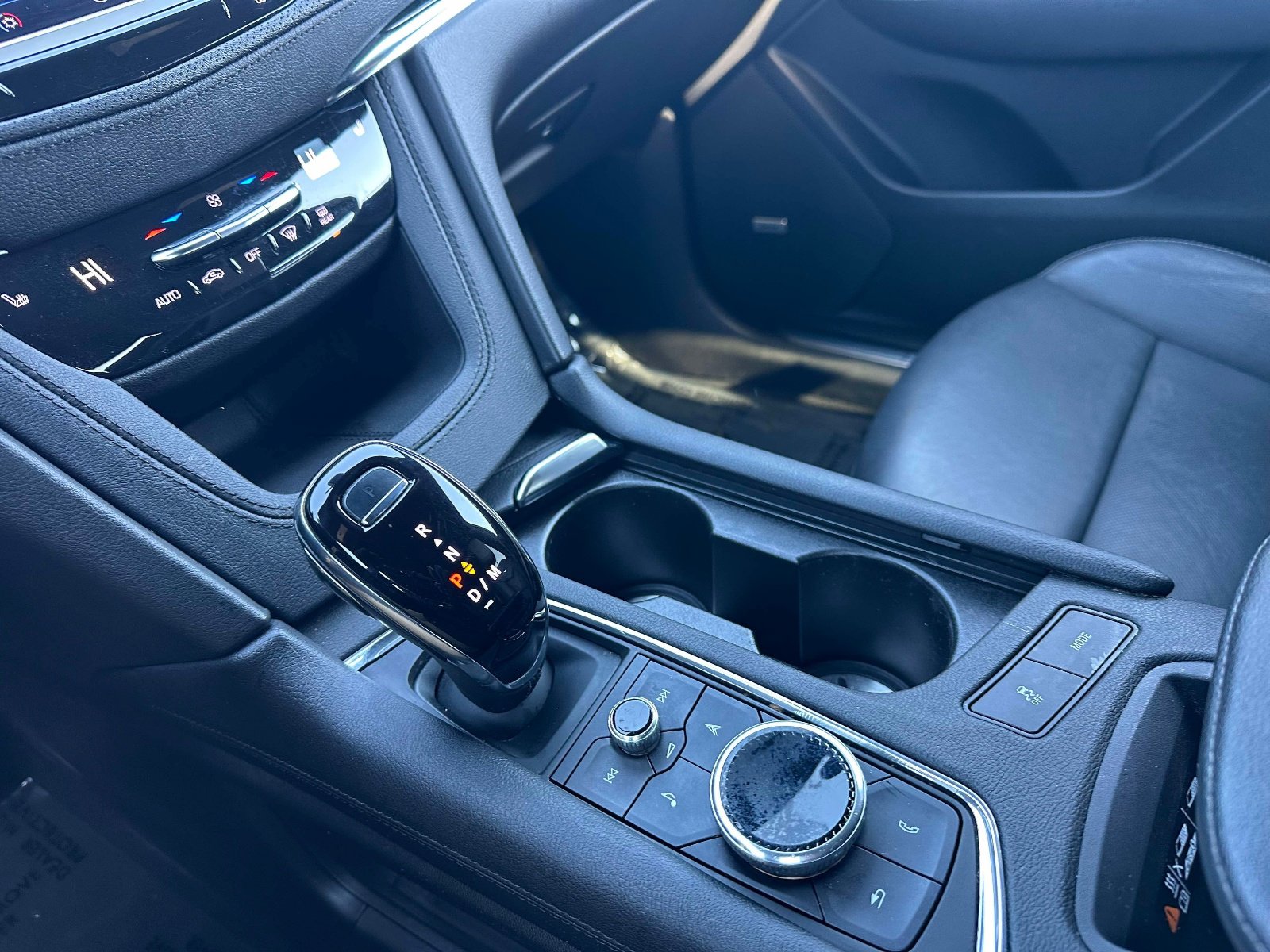 Certified 2022 Cadillac XT5 Premium Luxury image 14