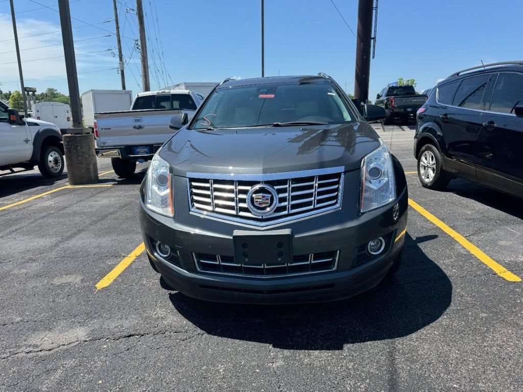 Used 2013 Cadillac SRX Luxury AWD/4WD image 4
