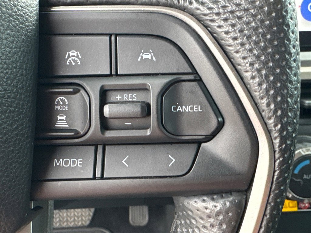 Used 2024 Toyota Tacoma TRD Off-Road image 25