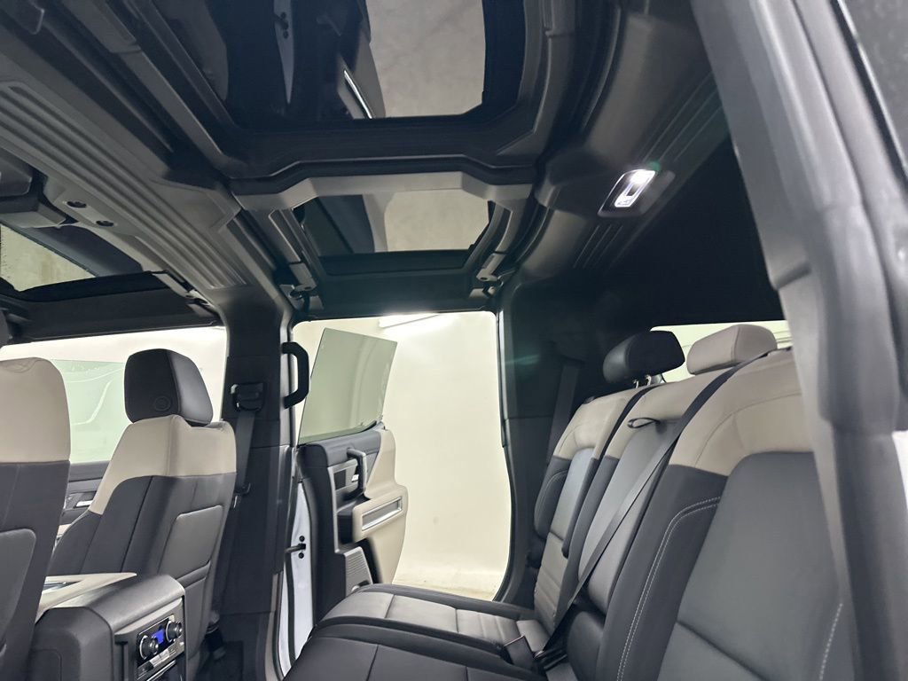 New 2026 GMC Hummer EV SUV image 28